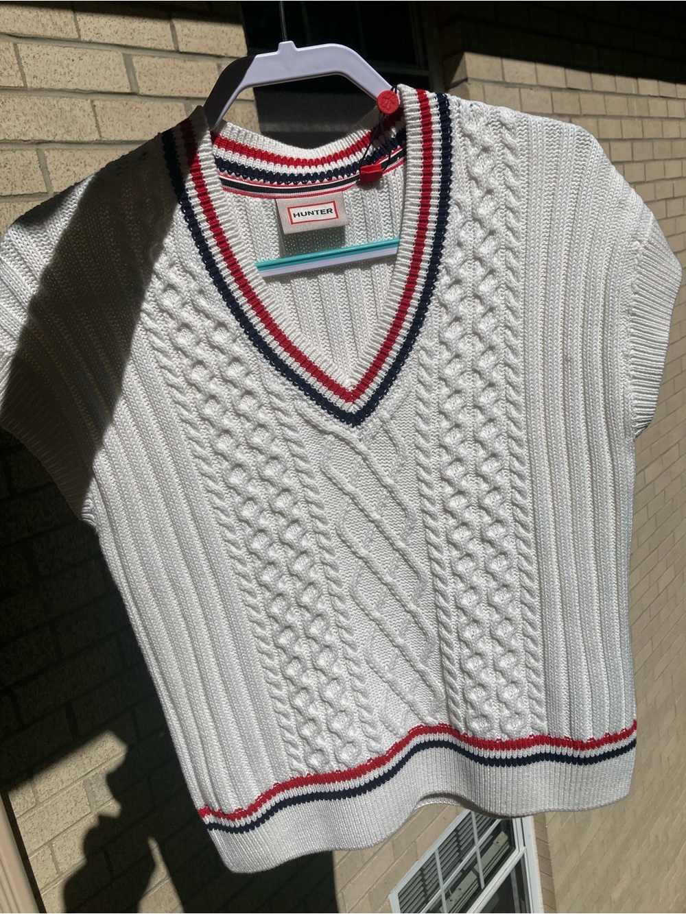Hunter Stripe Cable Knit Stitch White Sweater Vest with Red Blue Stripe Details - Picture 11 of 17